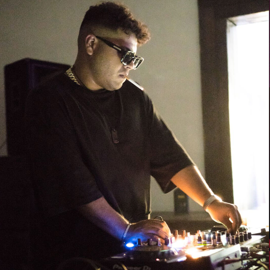 Nahue Bianchi DJ en vivo - Galería 3