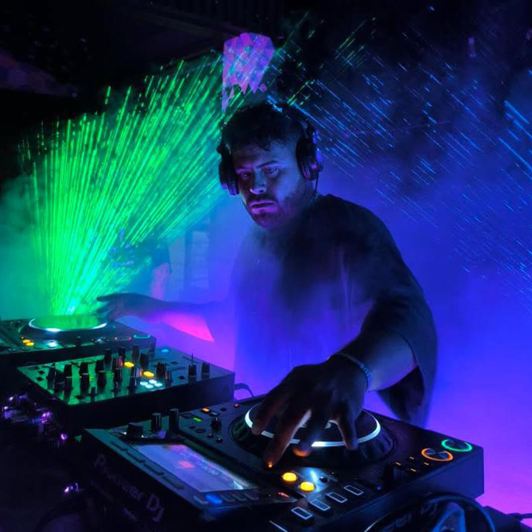 Nahue Bianchi DJ en vivo - Galería 5